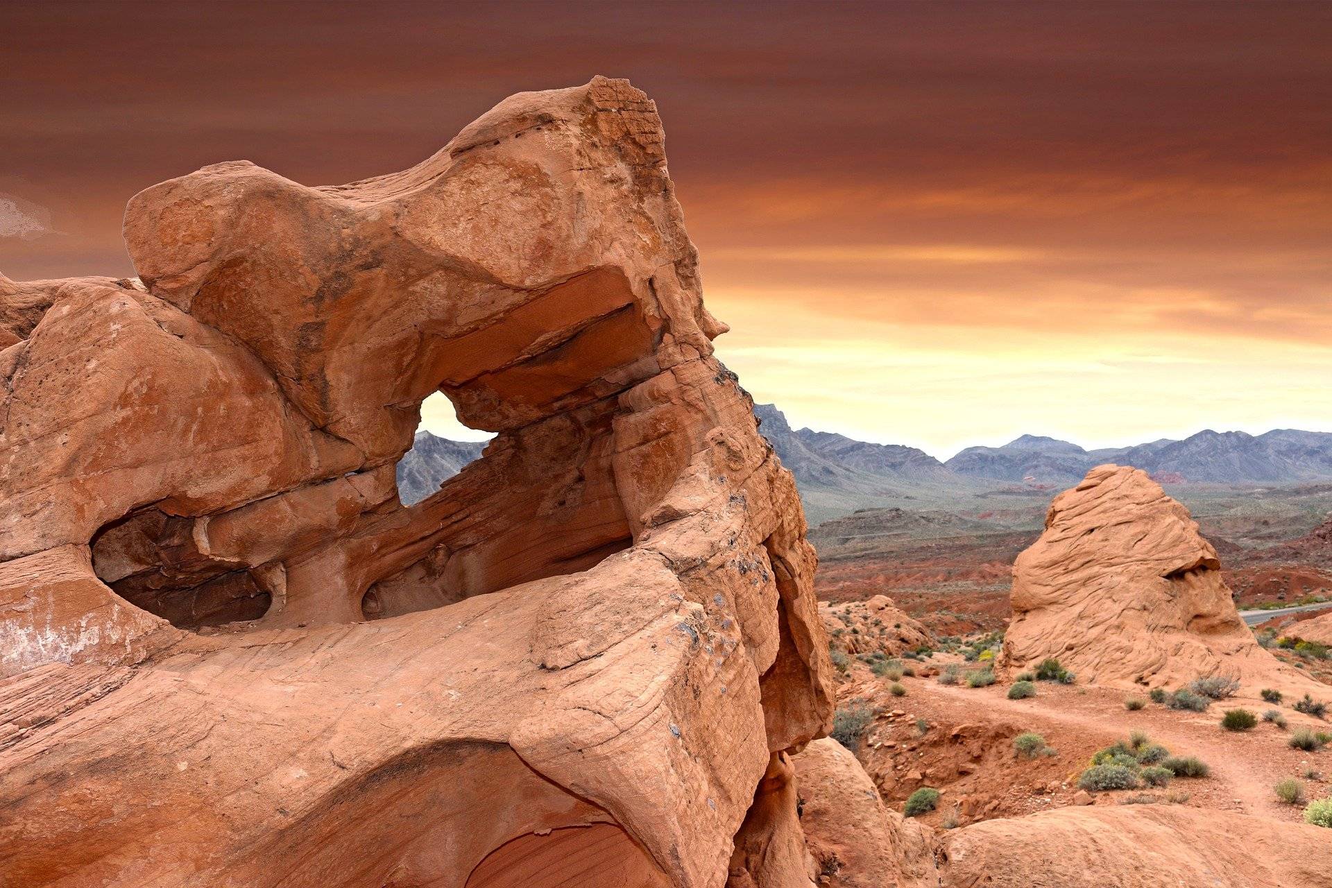 Top 5 Scenic Hikes in Nevada: Explore Breathtaking Trails and Landscapes