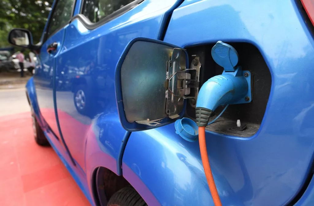 These EVs Maintain Their Driving Range Best in Cold Weather