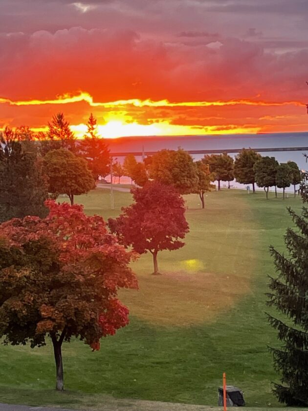 Captivating Sunrise Views: Park Highlights | Latest News & Sports Updates