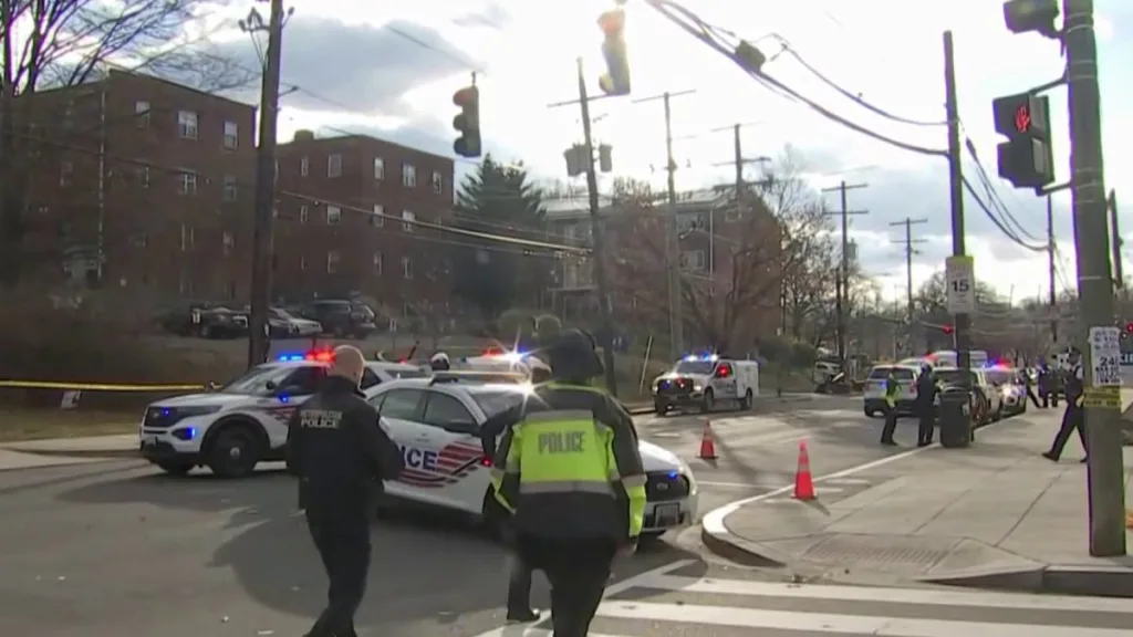 3 DC Officers Shot in Southeast, Gunfire Persists – NBC4