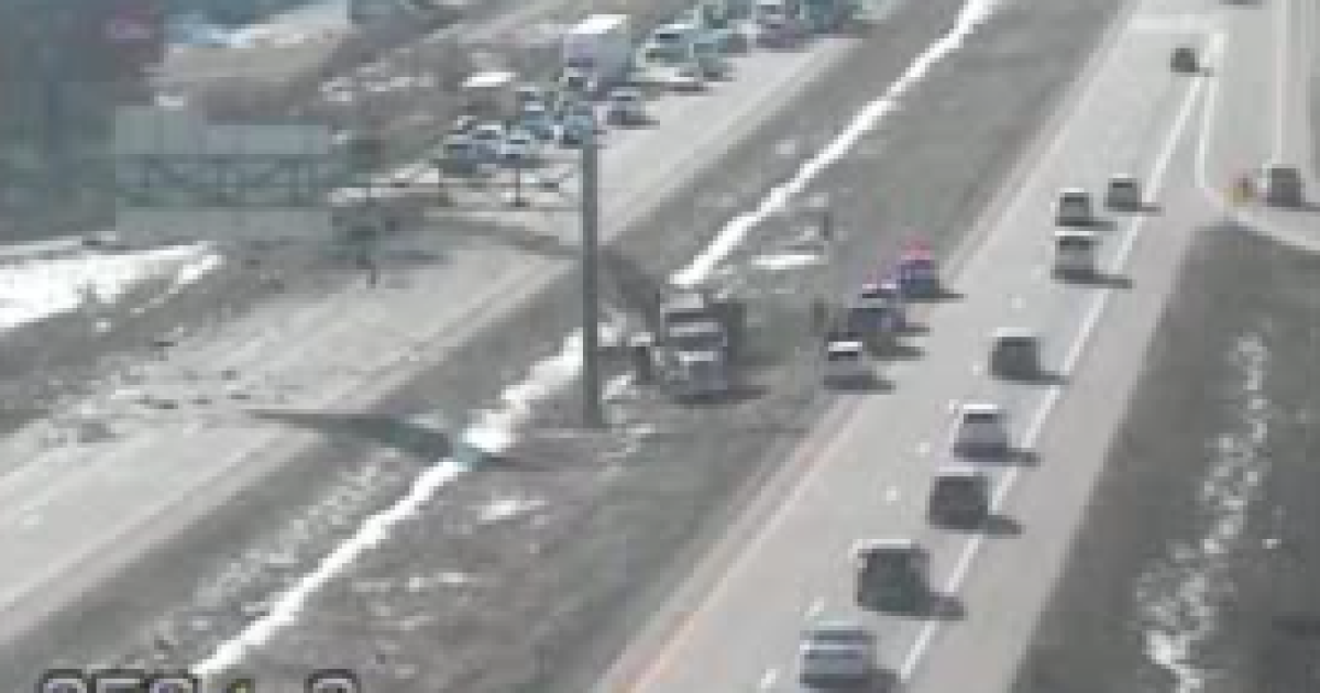 Major Crash Closes I-96 Eastbound at Walker Ave in Kent County