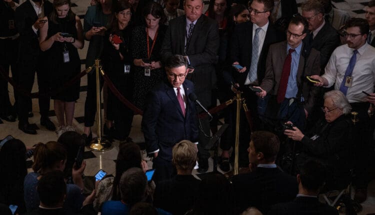 In Unusual Vote, Democrats Rescue Measure to Allow Vote on Ukraine Bill
