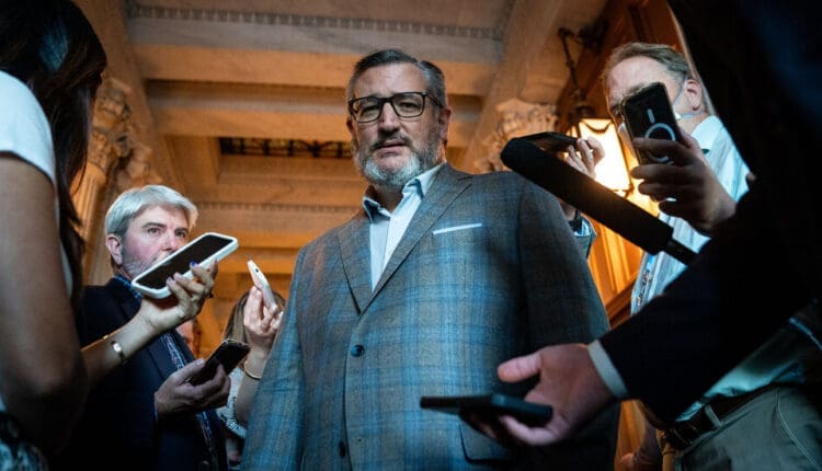 Ted Cruz, Better Known For Derailing Bills, Tries on a New Hat: Legislator - The New York Times