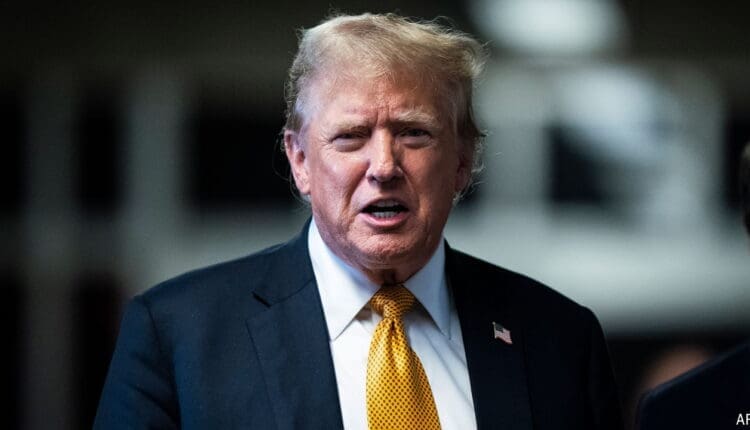 Jury deliberates in Trump trial