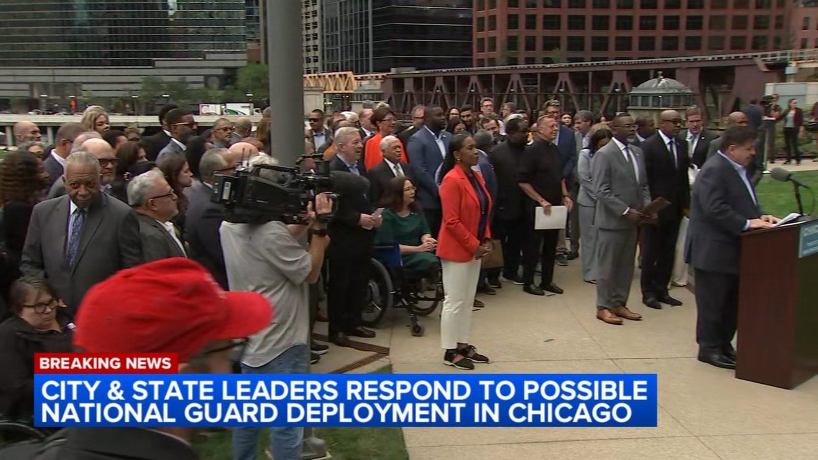 Illinois Politicians Unite Against Trump’s Possible Deployment of National Guard