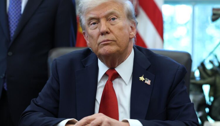 Trump signs proclamation imposing tariffs on truck and bus imports