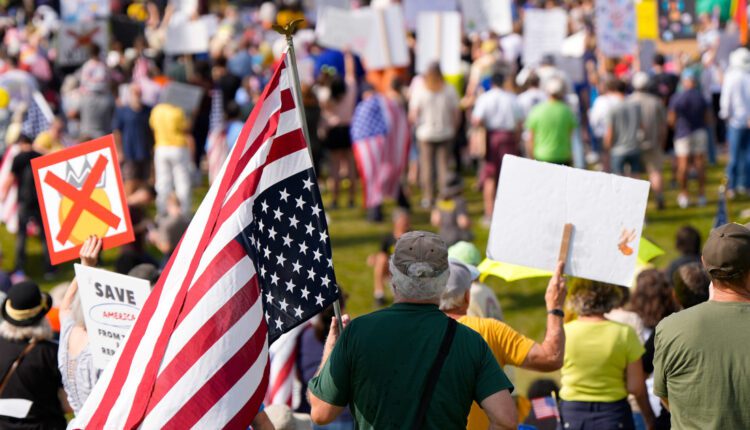 More than 4 in 10 voters support 'No Kings' movement amid high, early interest in the next election