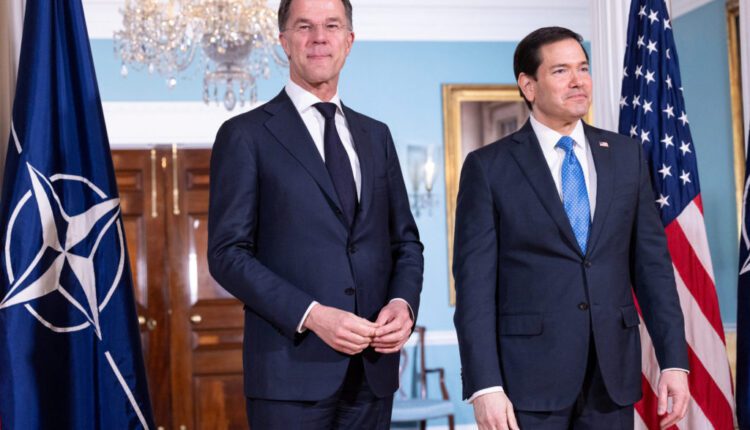 News Wrap: NATO chief meets with Trump in bid to ease tensions