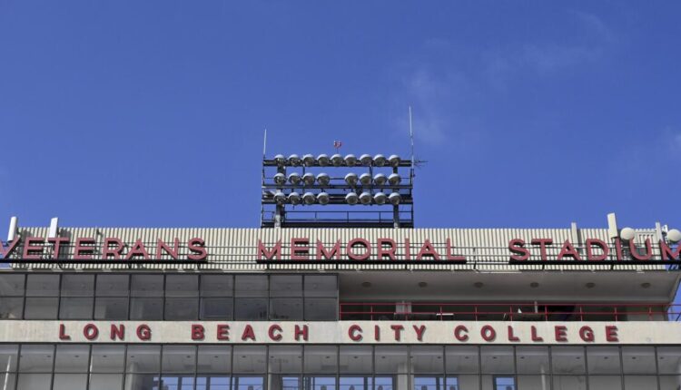 Long Beach Veterans Stadium to be demolished for sports complex